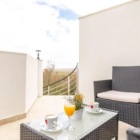 Opg Dragoslavic Apartment