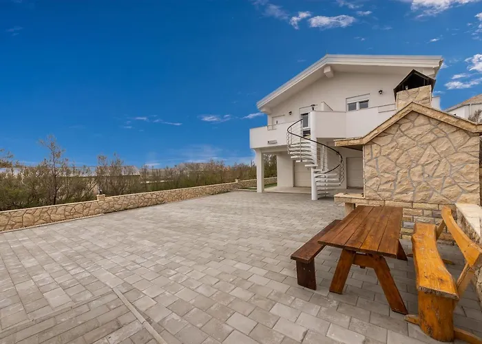 Opg Dragoslavic Apartment *